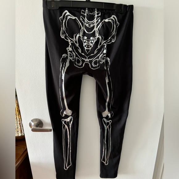 Women’s Iridescent Double Sided Skeleton Leggings - Picture 5 of 6